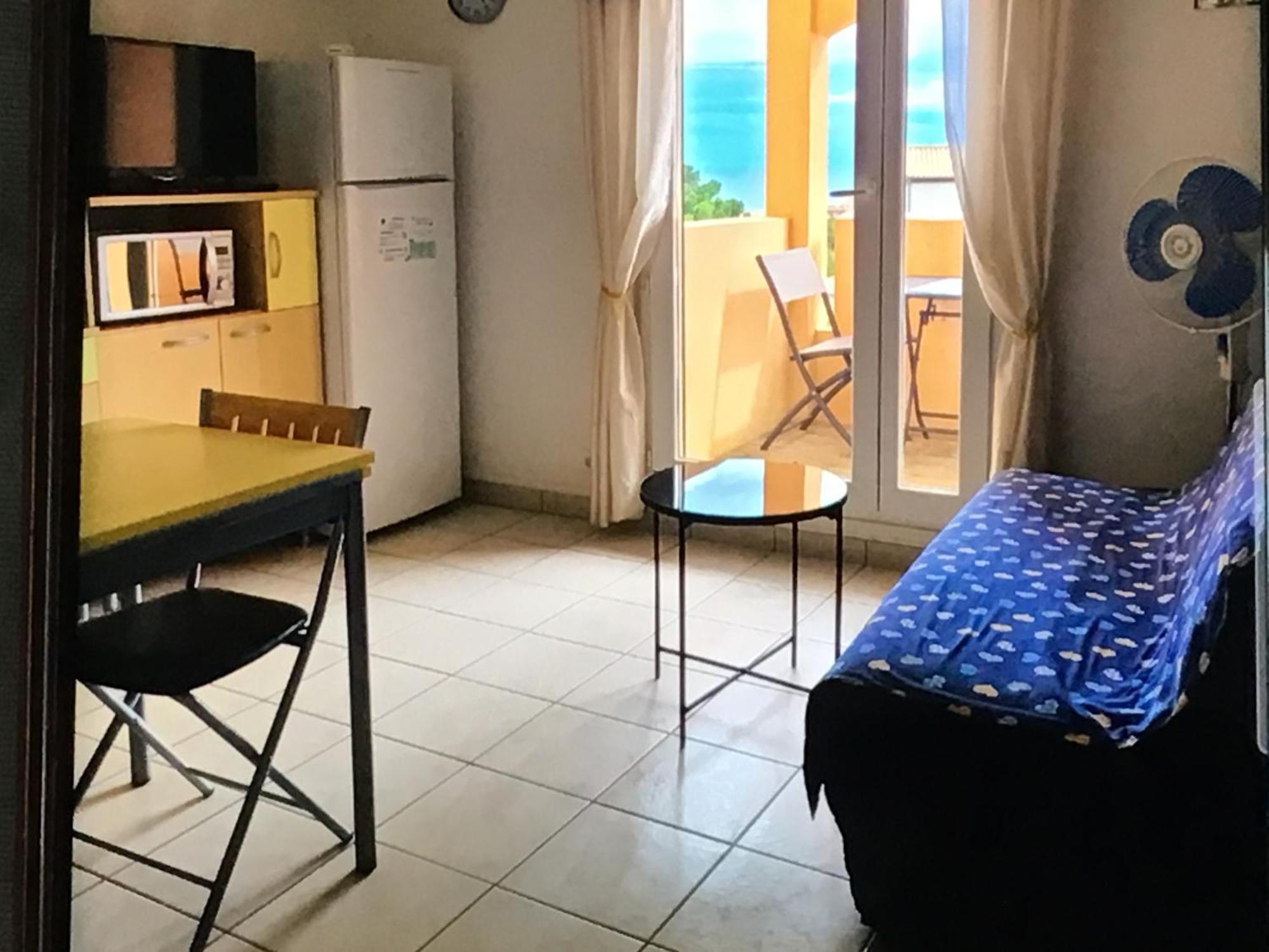 Appart De Vacances Saint-Pierre-la-Mer  Extérieur photo